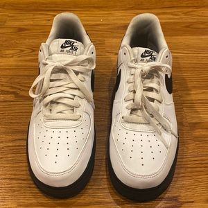 Nike Air Force 1 low “White Black Sole”